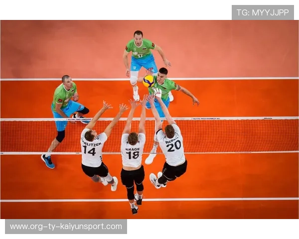 乌克兰队主场击败斯洛文尼亚，小组出线形势乐观，乌克兰国家队比赛