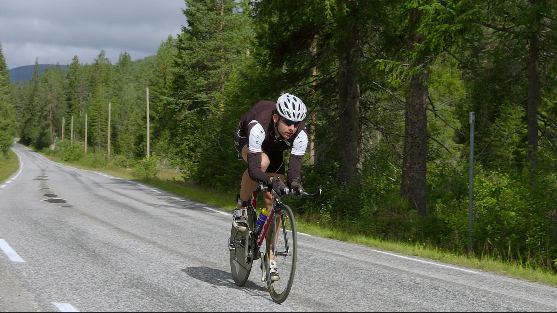 《Apex Legends》新地图上线,战局变化引发热议,apex.地图